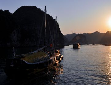 Croisière Privée Et Insolite À Cat Ba (3J)