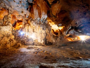  La grotte de Thien Canh Son à Halong