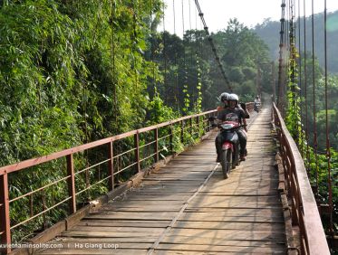 Ha Giang moto 