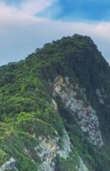 QUAN LAN – A PARADISE ISLAND IN QUANG NINH