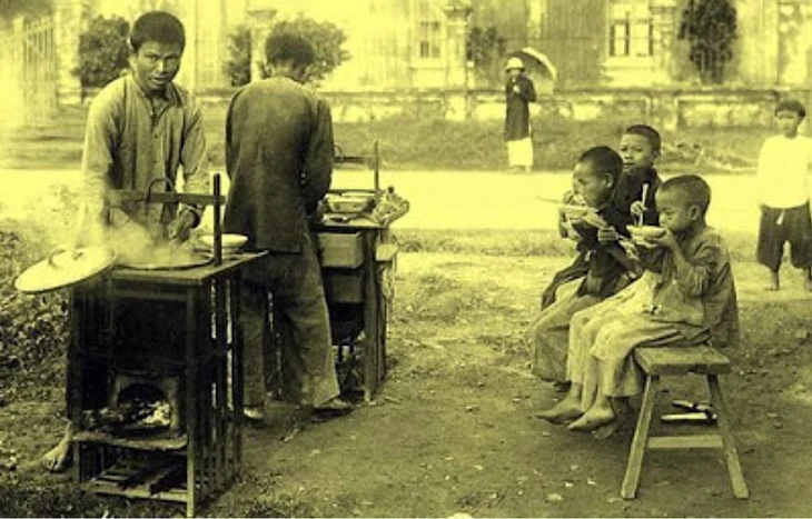 Un stand de pho à Hanoi au début du 20e siècle