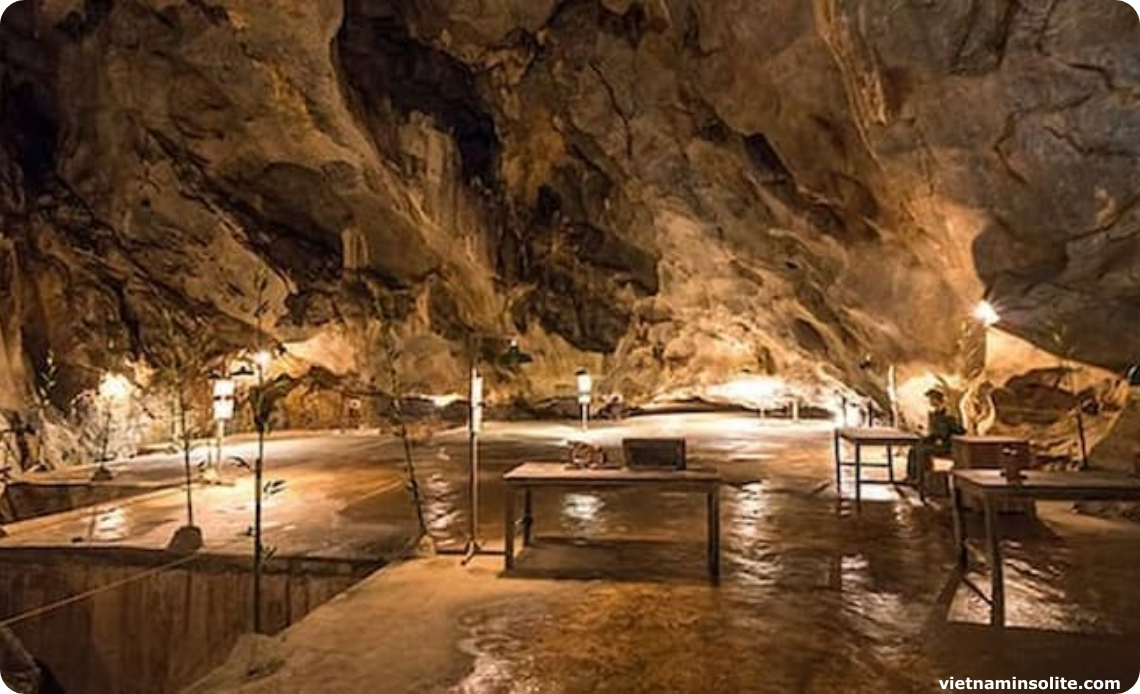  Hang Quan Y (Grotte de l'hôpital militaire) catba