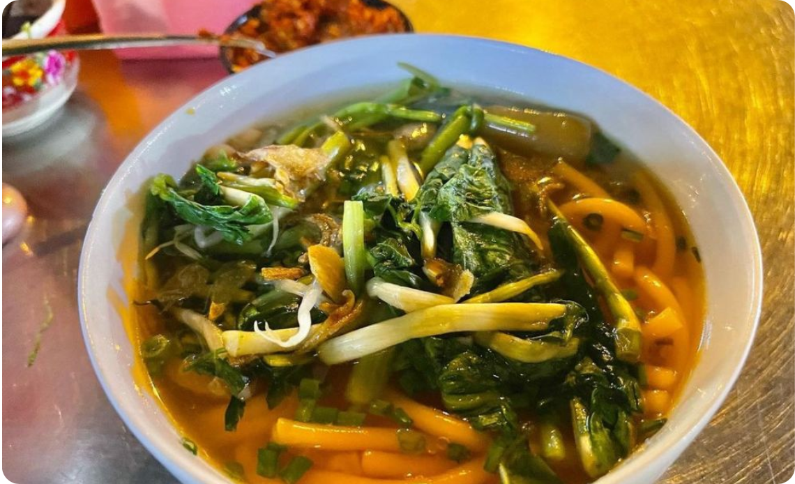 Bún đỏ - Soupe de nouilles rouges