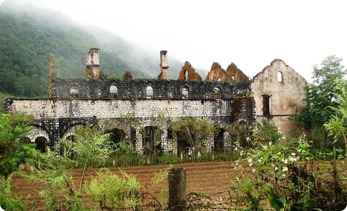 L'ancien monastère de Ta Phin